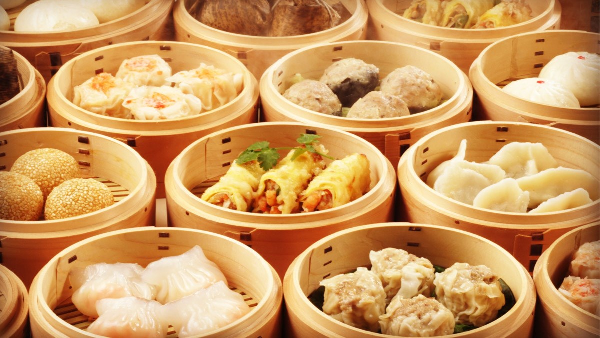 Dimsum – những món ăn dùng để tráng miệng trong ẩm thực Hồng Kông,Trung Quốc.